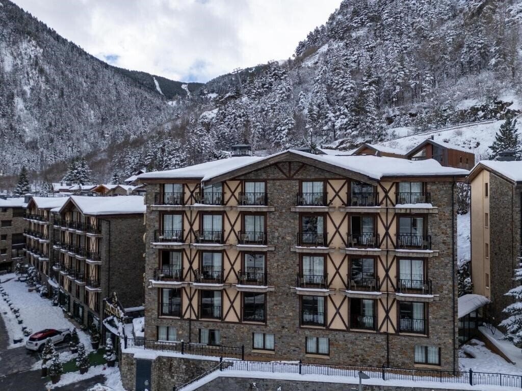 Отель Princesa Parc 4*