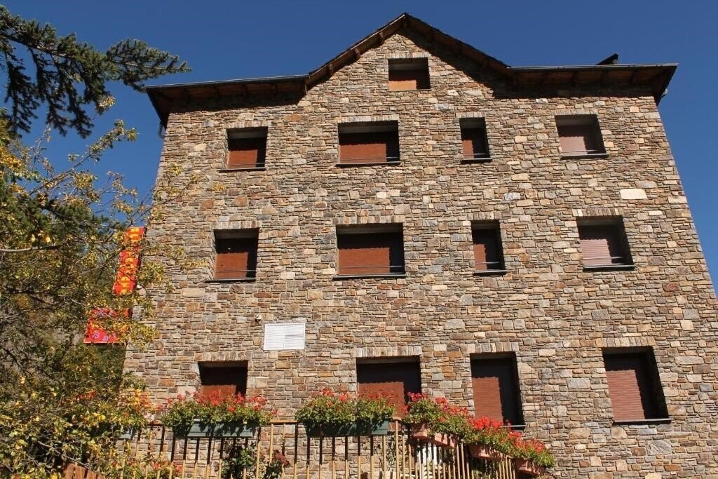 Готель Vilaro Apartaments 2*