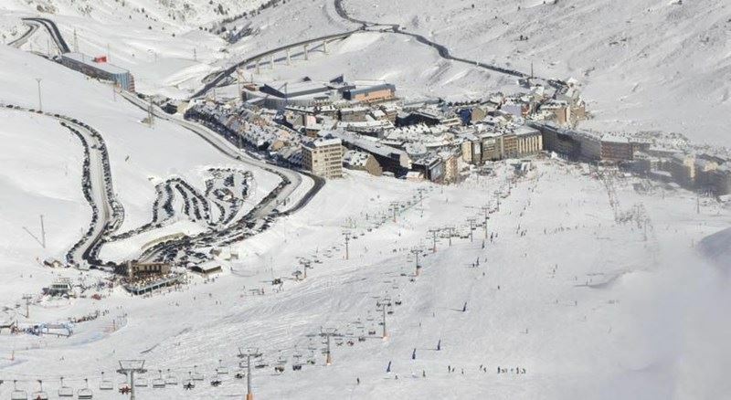 Готель Cims Pas 3*