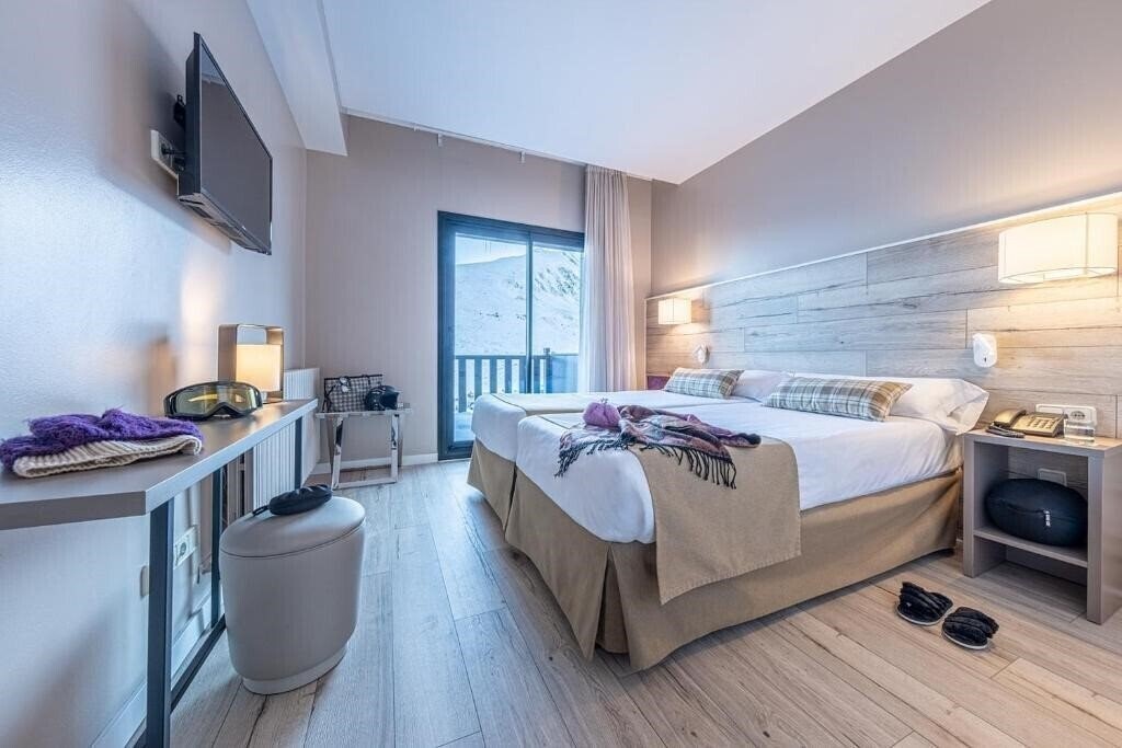 Фото Hotel Caribou 4*