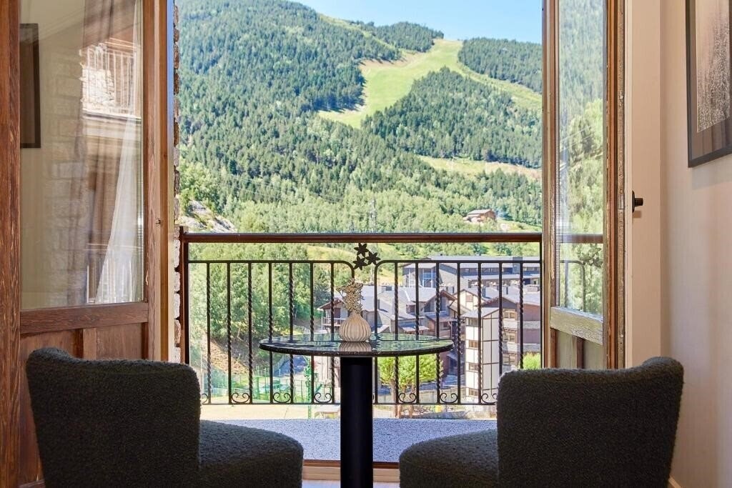 Готель Serras Andorra 5*