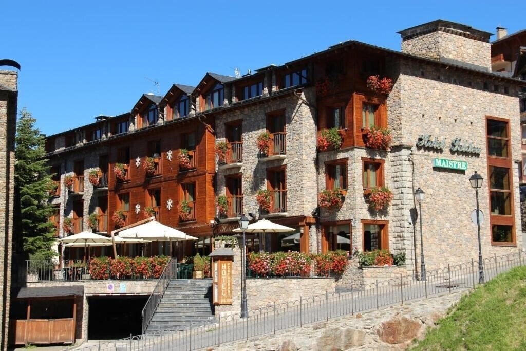 Фото Soldeu Maistre 3*