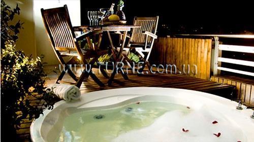 Готель Abasto Plaza 5*