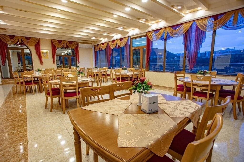 Изображение Nairi Hotel 3*