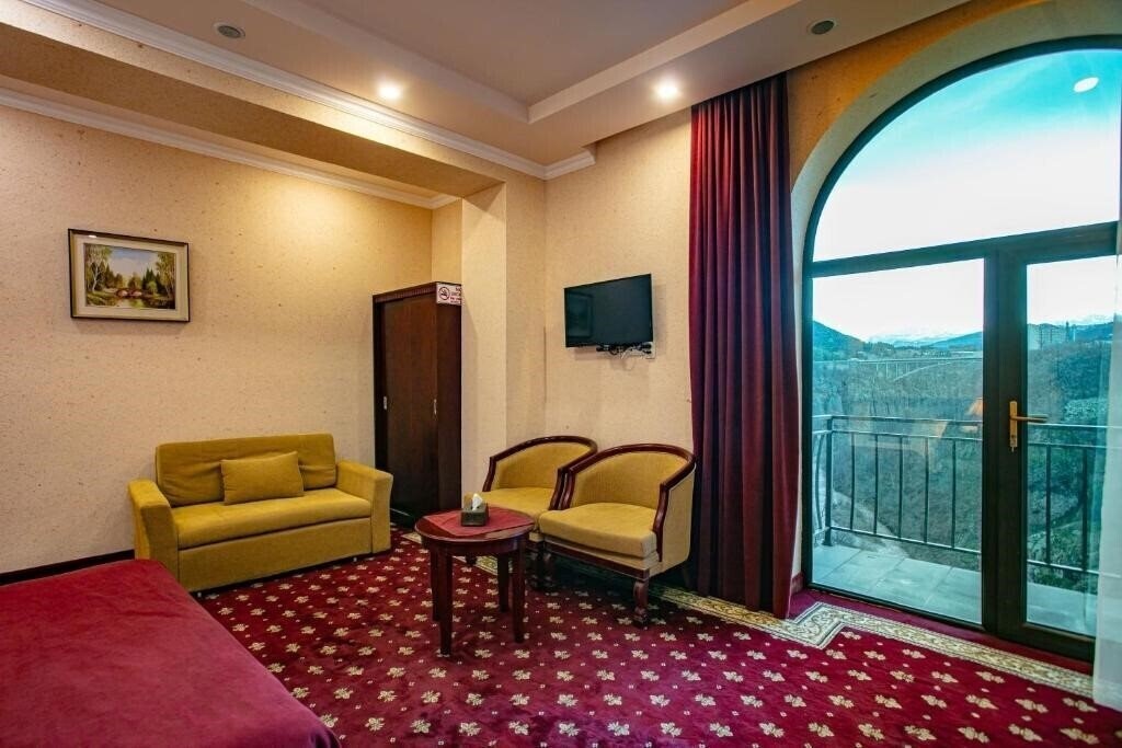 Картинка Nairi Hotel 3*