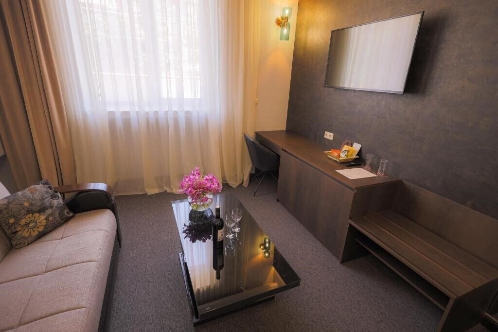 Зображення Cascade 3*