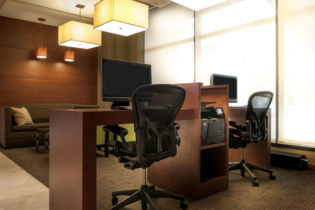 Фото Hyatt Place Yerevan 4*