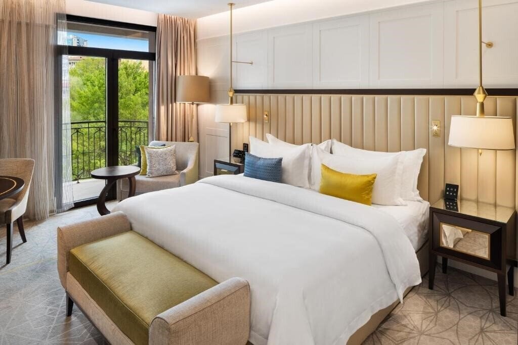 Картинка The Alexander, A Luxury Collection Hotel 5*