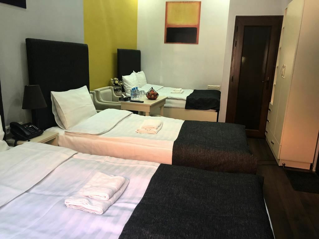 Фото Elysium Gallery Hotel 3*