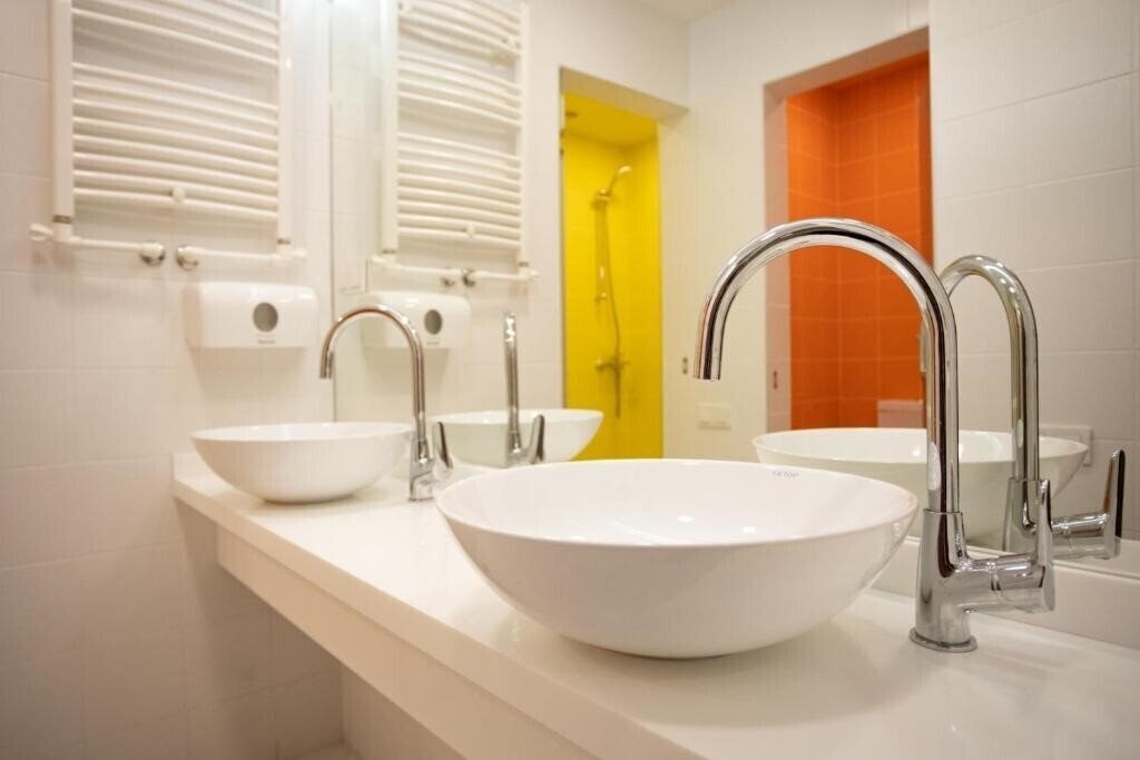Изображение Kantar Hostel, Hotel & Apartment Хостел 1*
