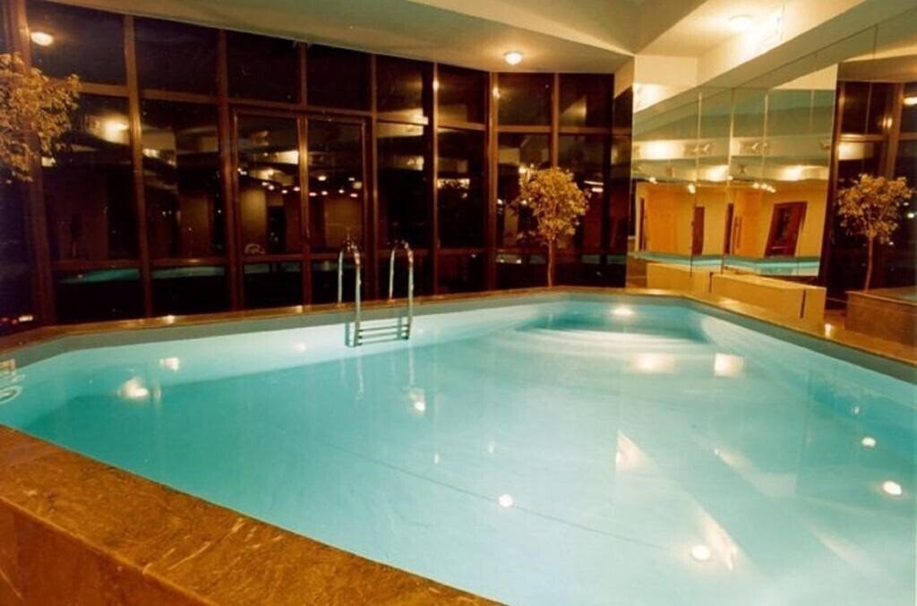 Изображение Ararat Hotel Yerevan 4*