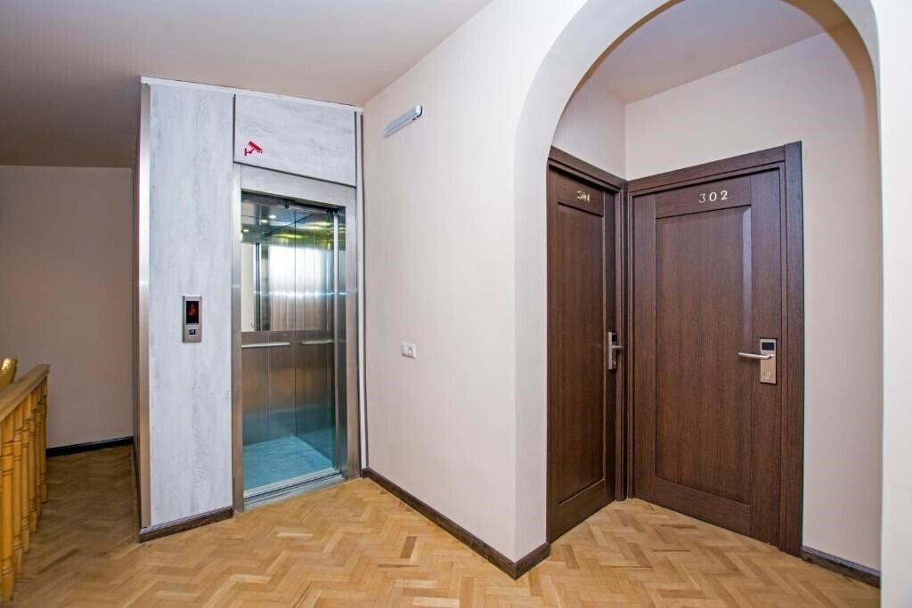 Готель Yerevan Boutique Hotel 3*