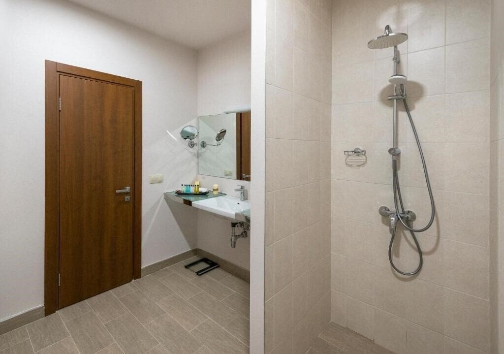 Фотографія Ani Grand + 4*