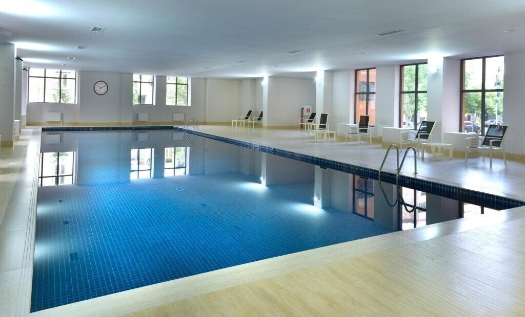 Картинка Ani Grand + 4*