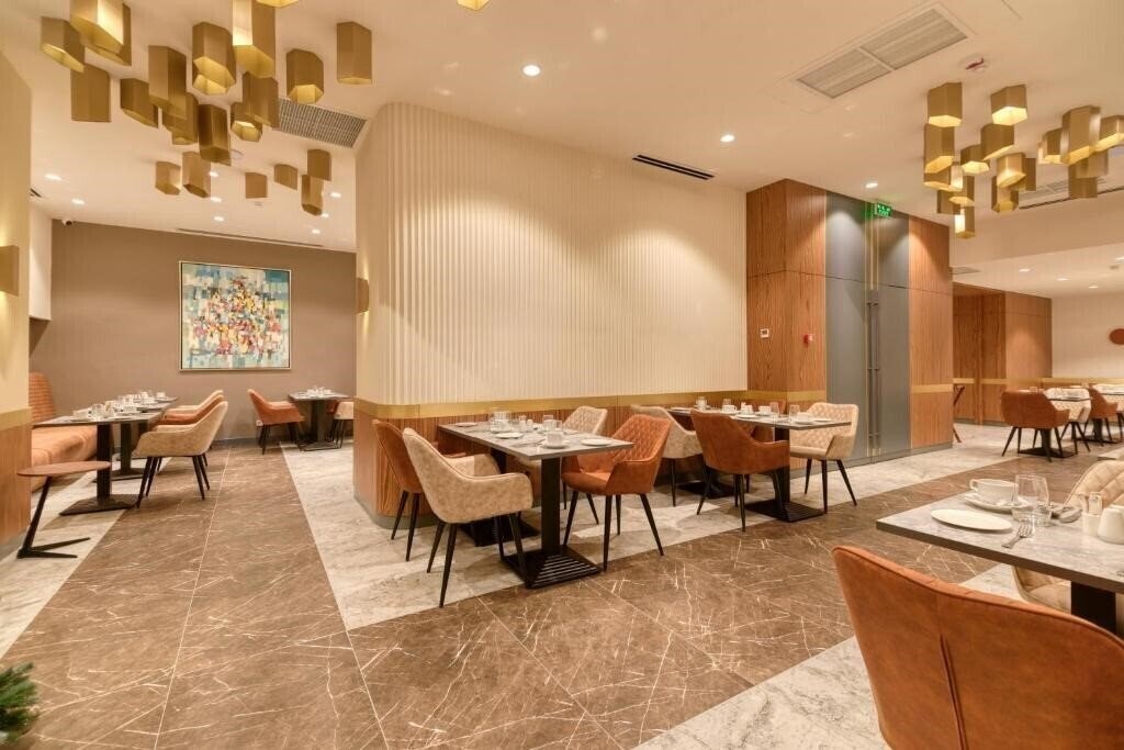 Отель Hayasa Hotel 4*