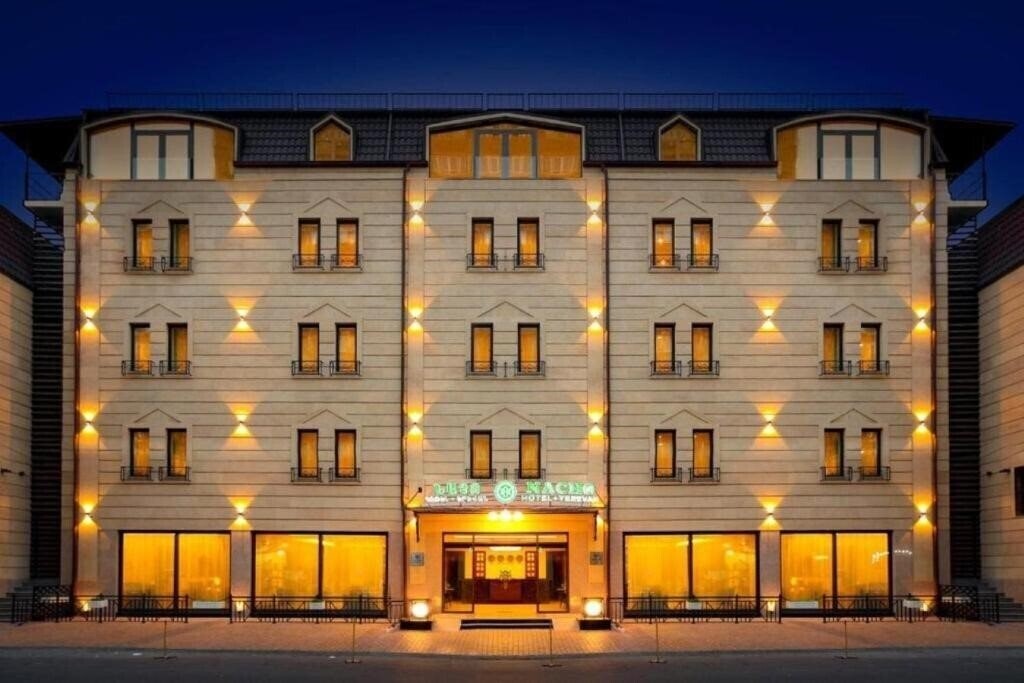Отель Nacho Hotel Yerevan 4*