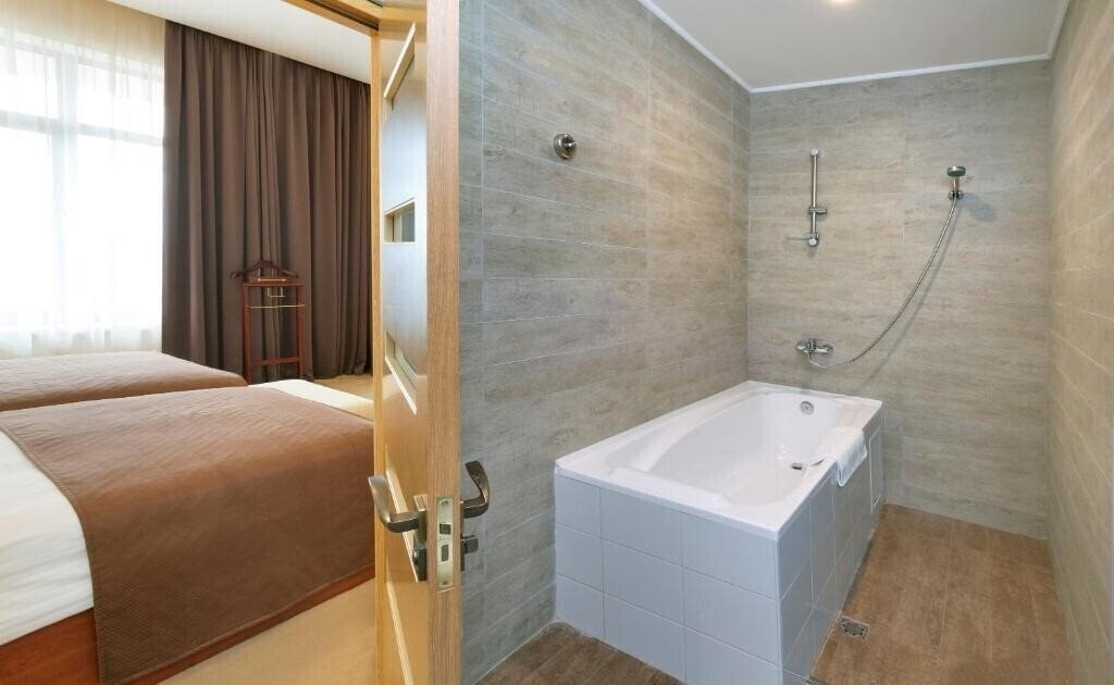 Фотографія Ani Plaza 4*
