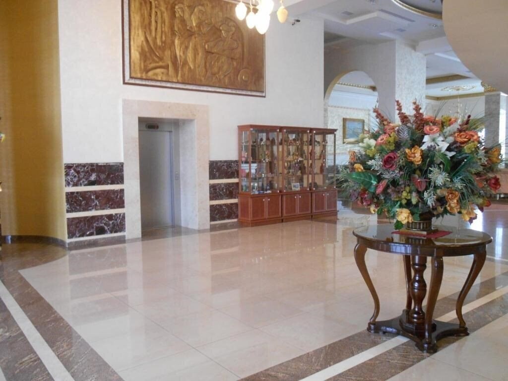 Фото Armenian Royal Palace 4*