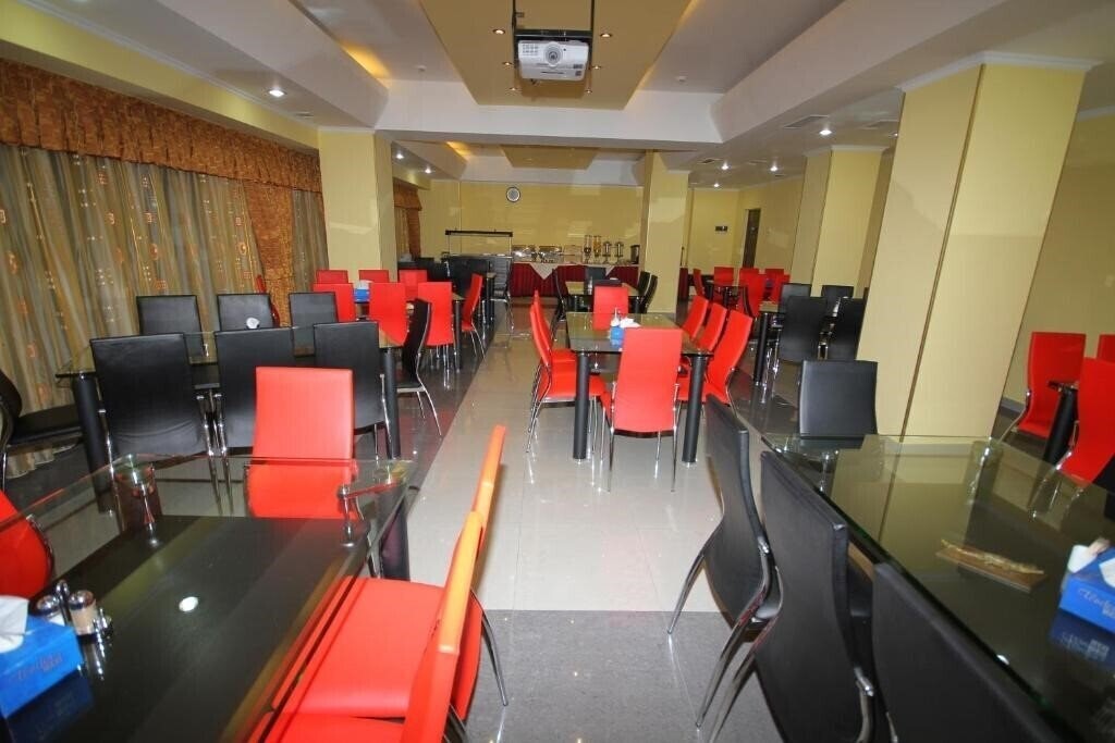 Зображення Erebuni Hotel 3*