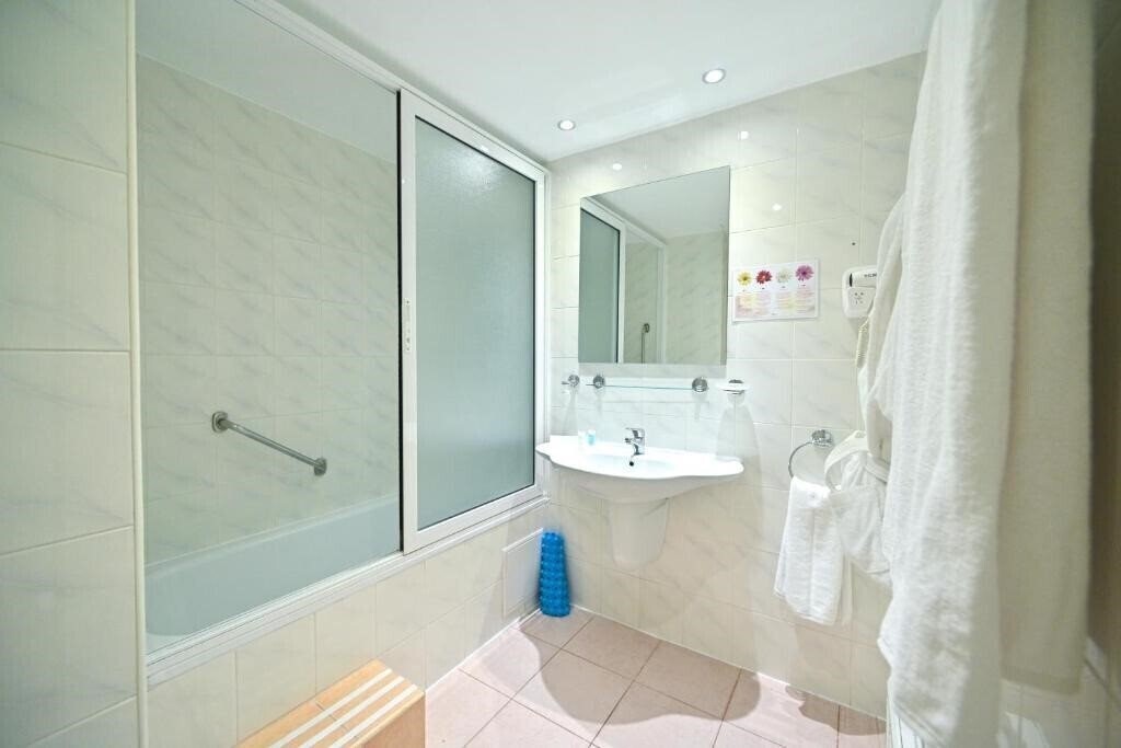 Фото Europe Hotel 4*