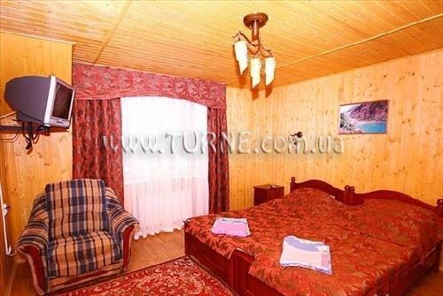 Фото Золотой Мустанг 1*