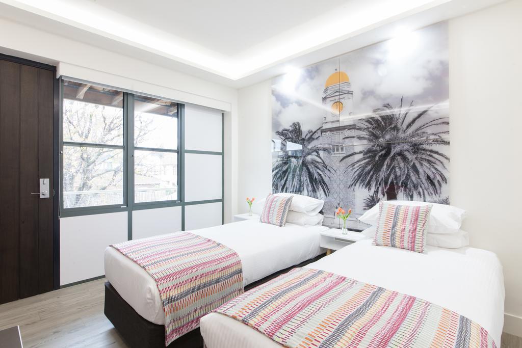 Зображення Abode By Easystay 4*