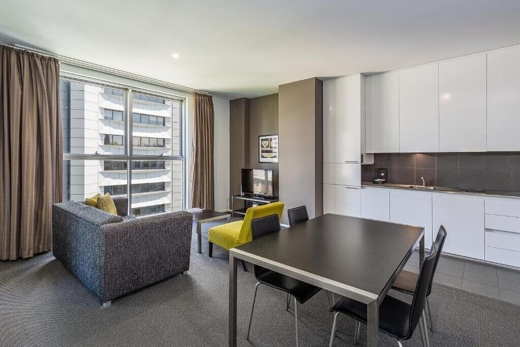 Зображення Mantra 100 Exhibition 4*