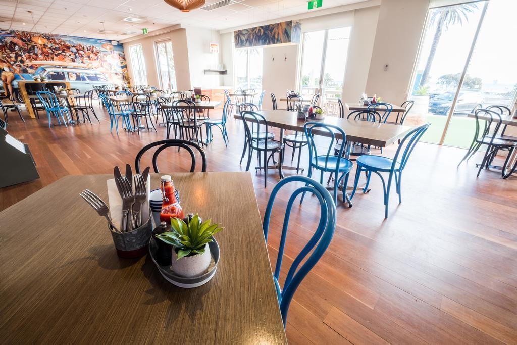 Готель Novotel Melbourne St Kilda 4*