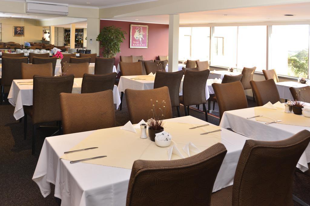 Фотография Best Western Twin Towers Inn 4*