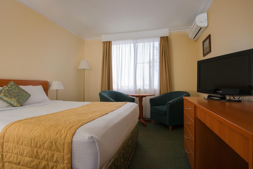 Фото Comfort Inn North Shore 3*