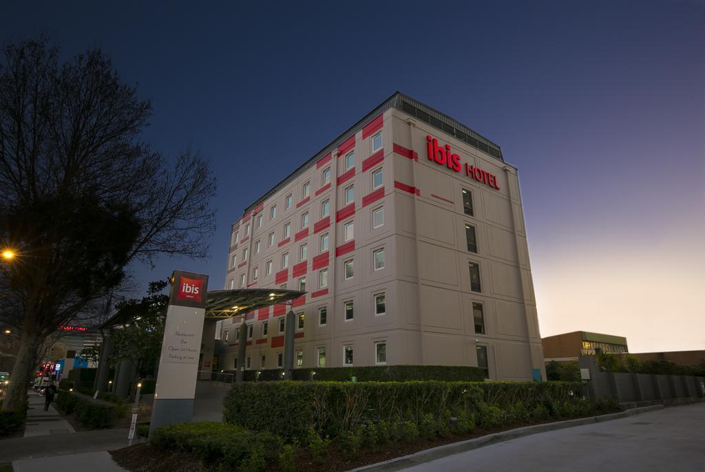 Отель Ibis Sydney Airport 2*