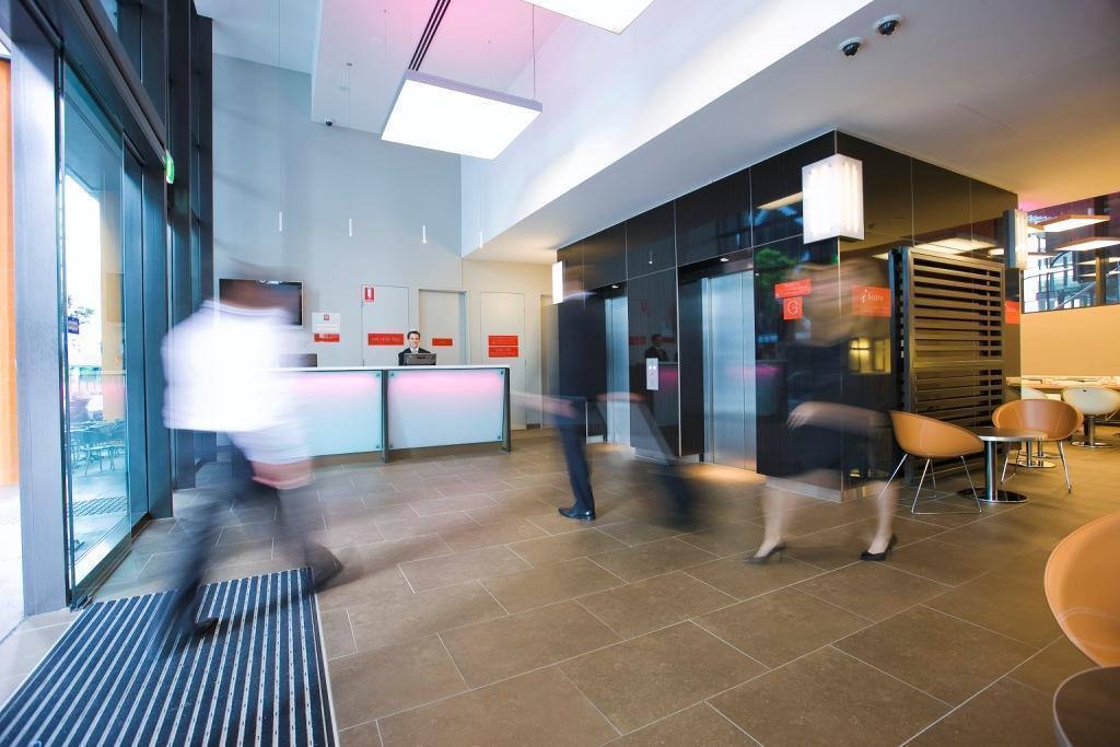 Фотографія Ibis Sydney King Street Wharf 3*