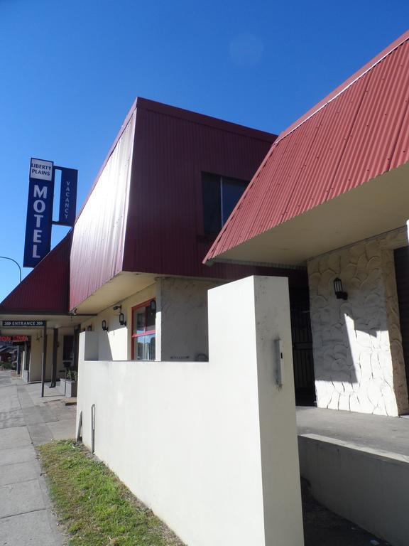 Фото Liberty Plains Motor Inn 3*