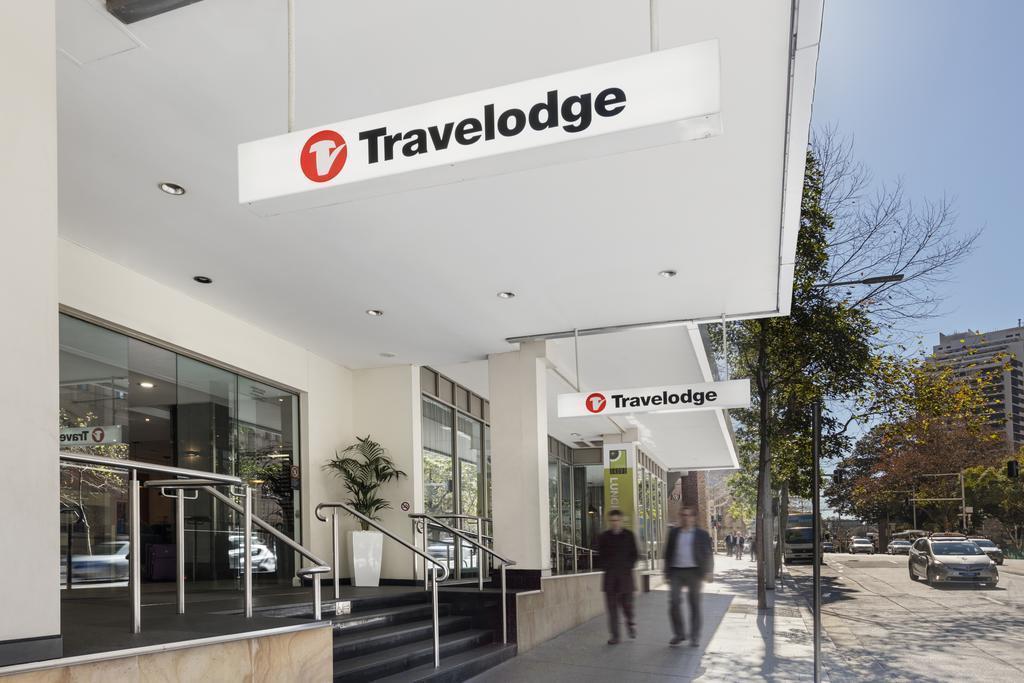 Готель Travelodge Wynyard 3*