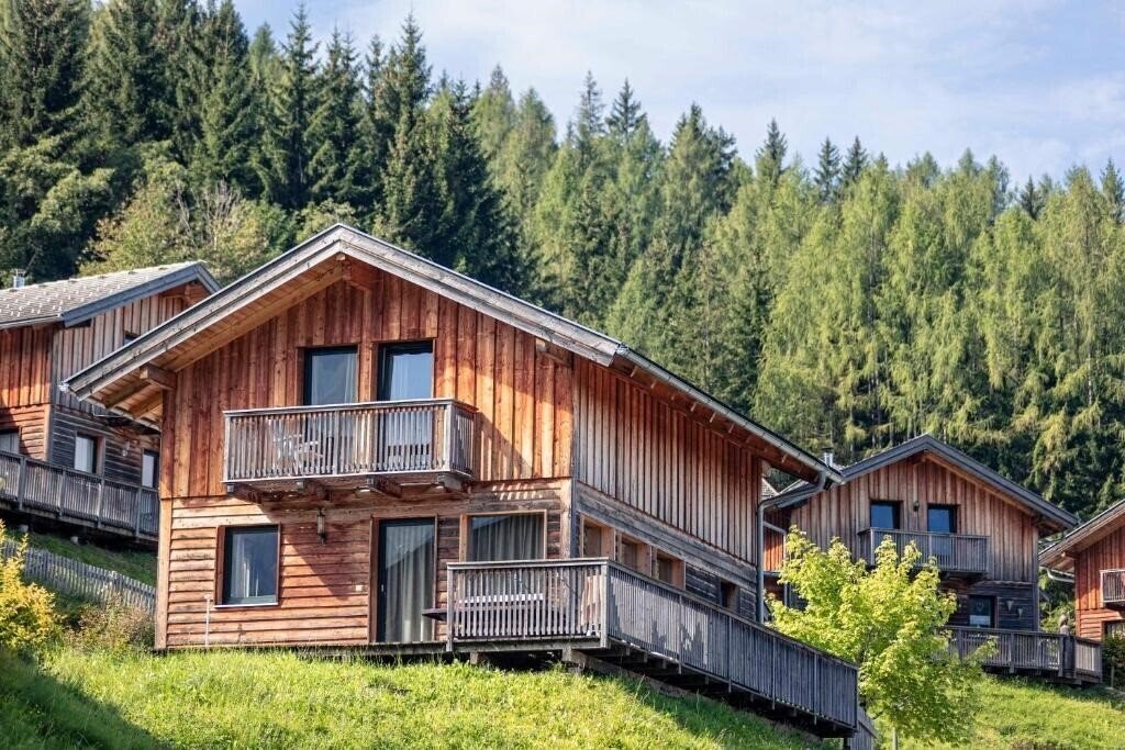 Отель Alpendorf Dachstein-West 3*