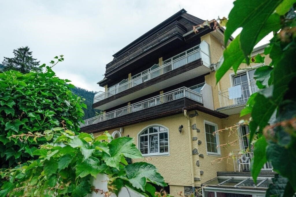 Картинка Boutiquehotel Der Lindenhof 3*