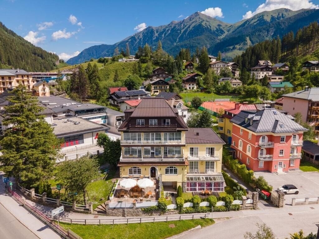 Зображення Boutiquehotel Der Lindenhof 3*