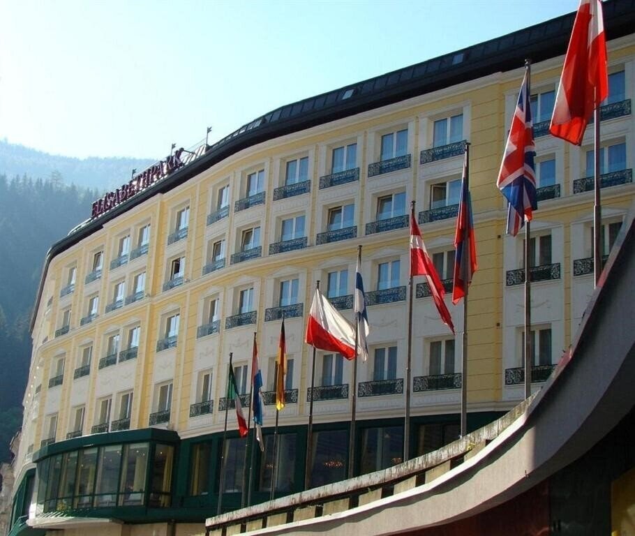 Отель Elisabethpark 4*