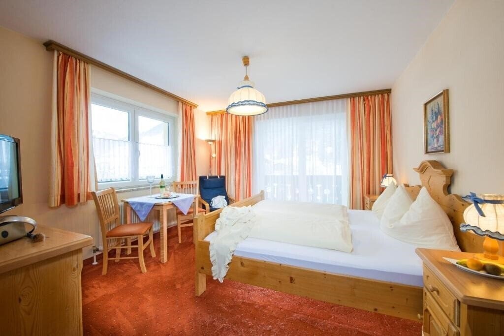 Зображення Hotel Kurhaus St. Leonhard 3*