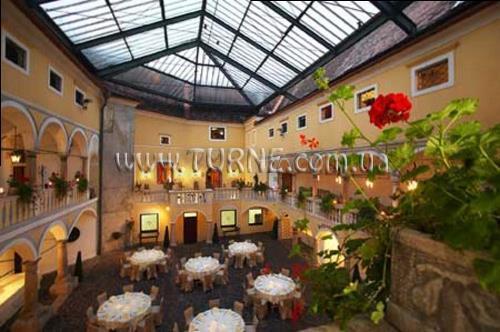 Изображение Schloss Weikersdorf 4*