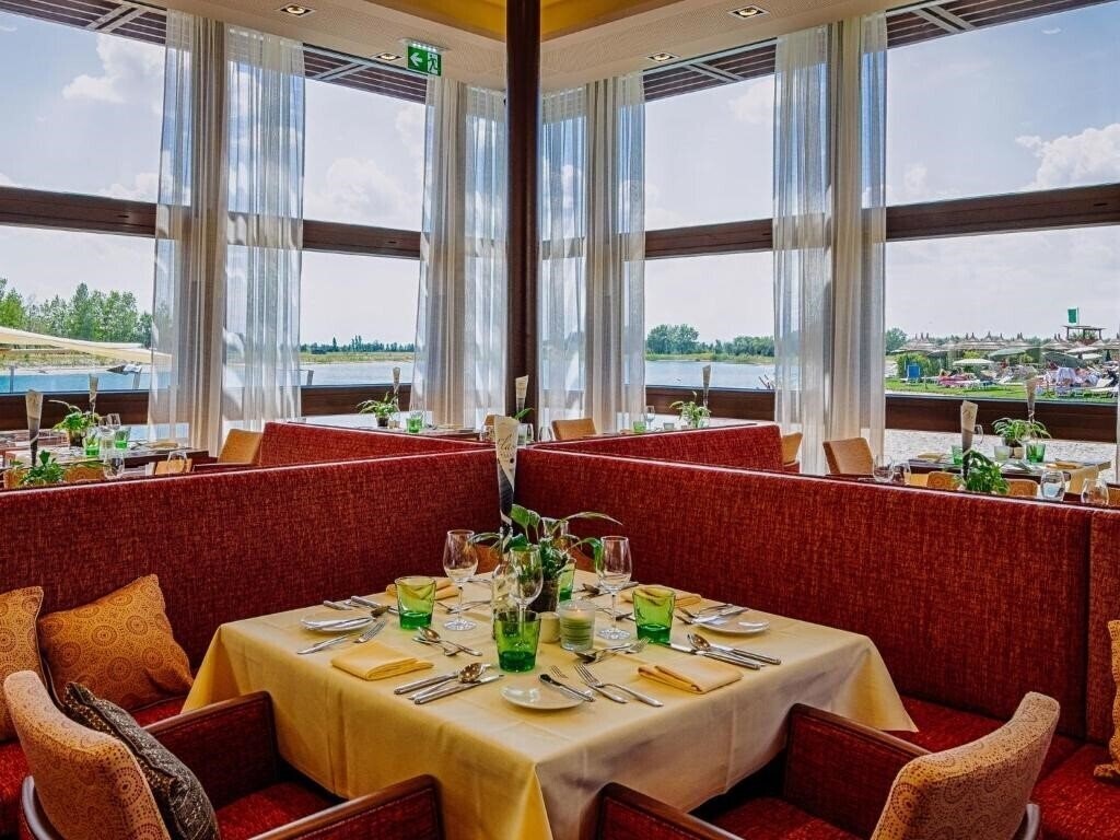 Картинка St. Martins Therme & Lodge 4*