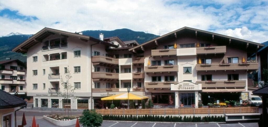 Отель Apart Hotel Garni Strasser 4*