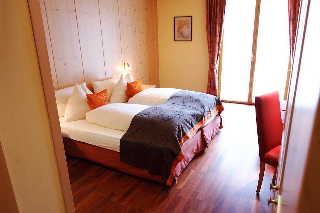 Фотография Living Max 4*