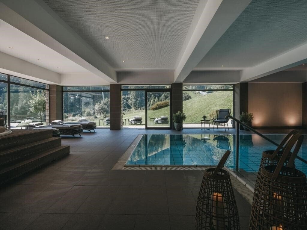 Фотографія Alpine Resort Zell Am See 4*