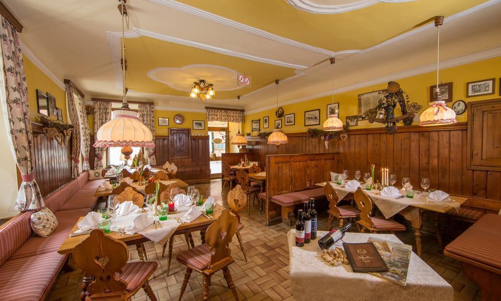 Готель Hotel Lebzelter 3*