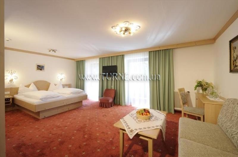 Отель Hotel Blattlhof 4*