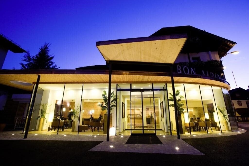 Фото Hotel Bon Alpina 3*