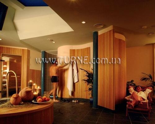 Готель Goldene Krone 3*