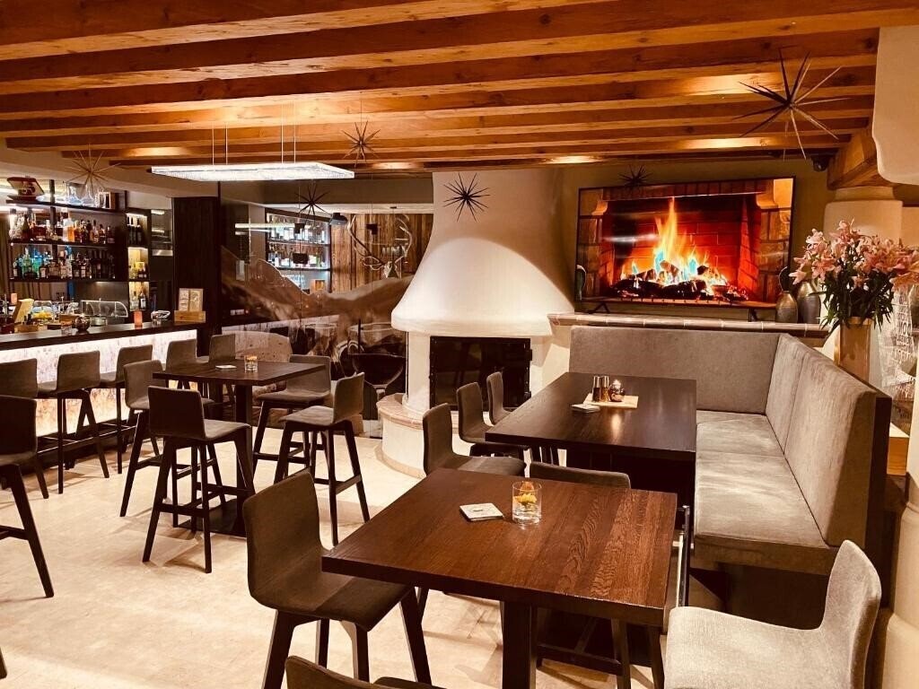 Фотография Central 4*