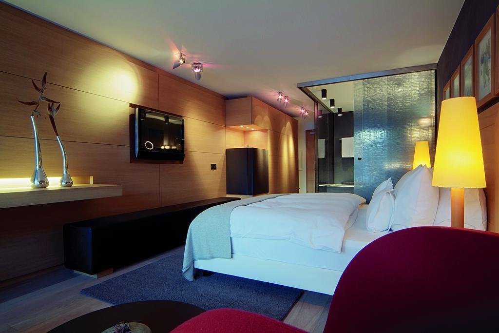 Отель Madlein 4*